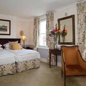 Executive Kamer met Twee Aparte Bedden